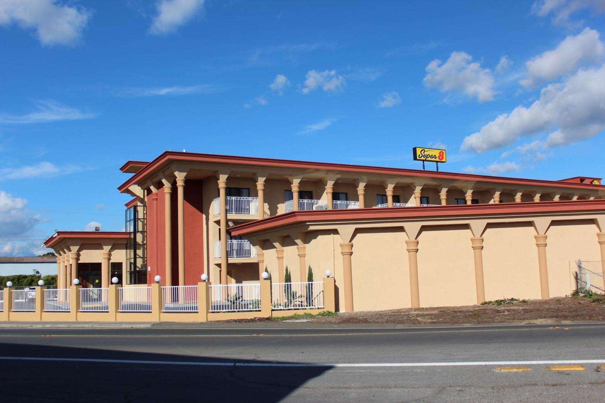 Super 8 by Wyndham Vallejo/Napa Valley Exterior foto