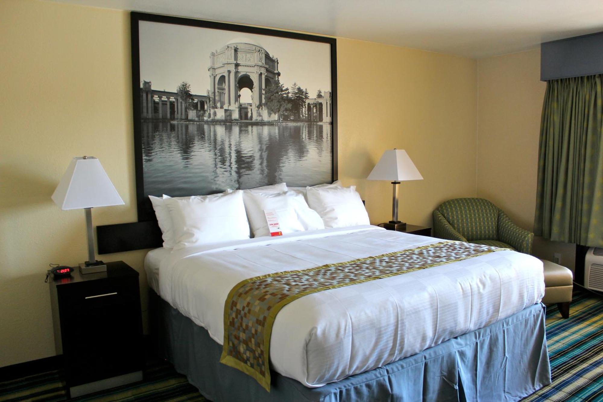 Super 8 by Wyndham Vallejo/Napa Valley Habitación foto